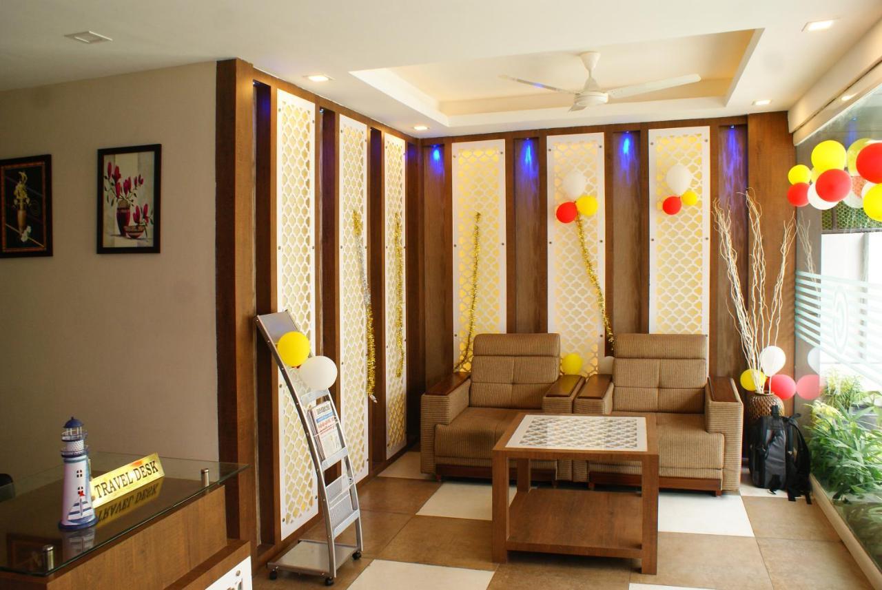 Kochi Collection O 8267 Galaxy Inn מראה חיצוני תמונה