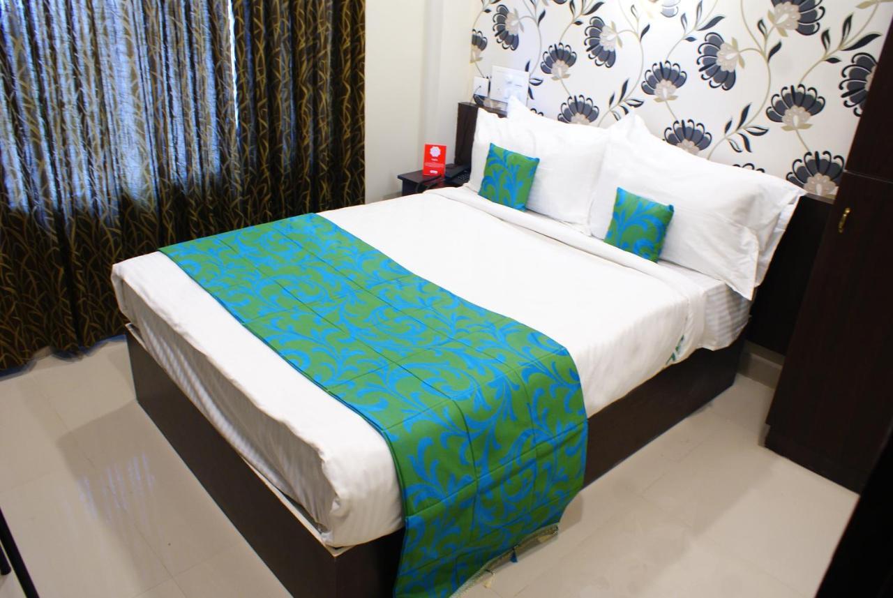 Kochi Collection O 8267 Galaxy Inn מראה חיצוני תמונה