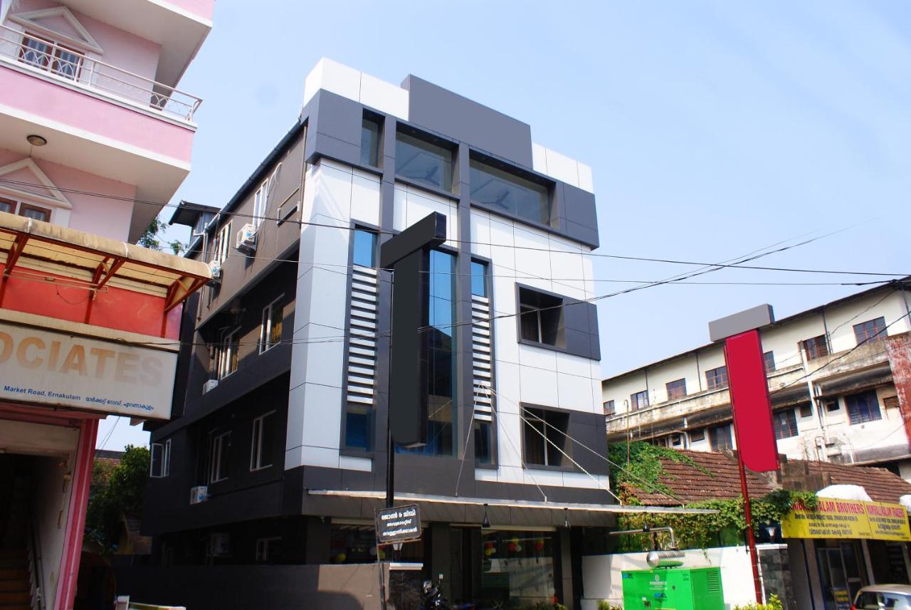 Kochi Collection O 8267 Galaxy Inn מראה חיצוני תמונה