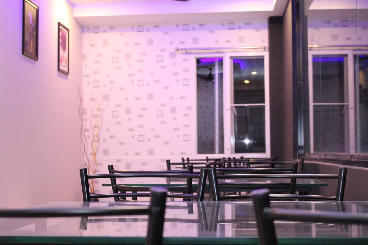 Kochi Collection O 8267 Galaxy Inn מראה חיצוני תמונה