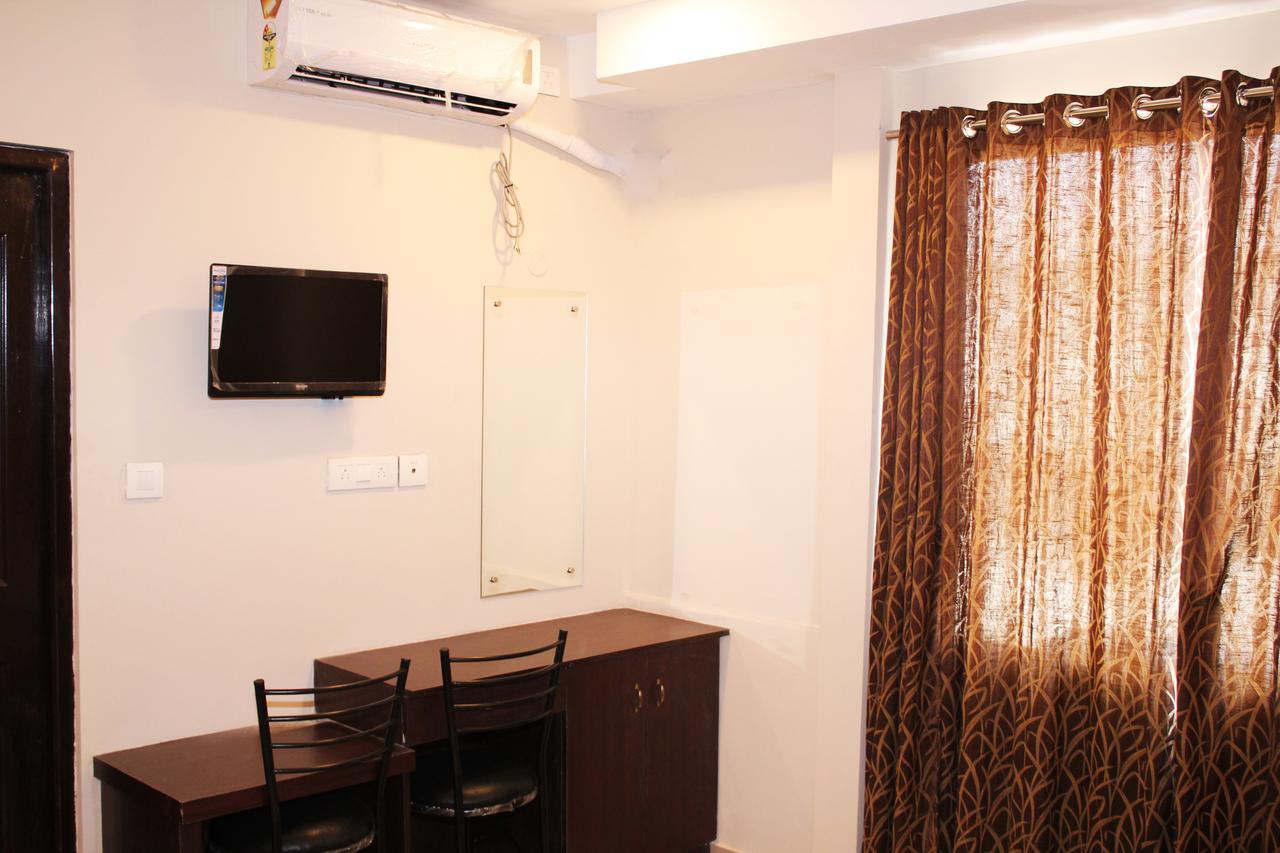 Kochi Collection O 8267 Galaxy Inn מראה חיצוני תמונה